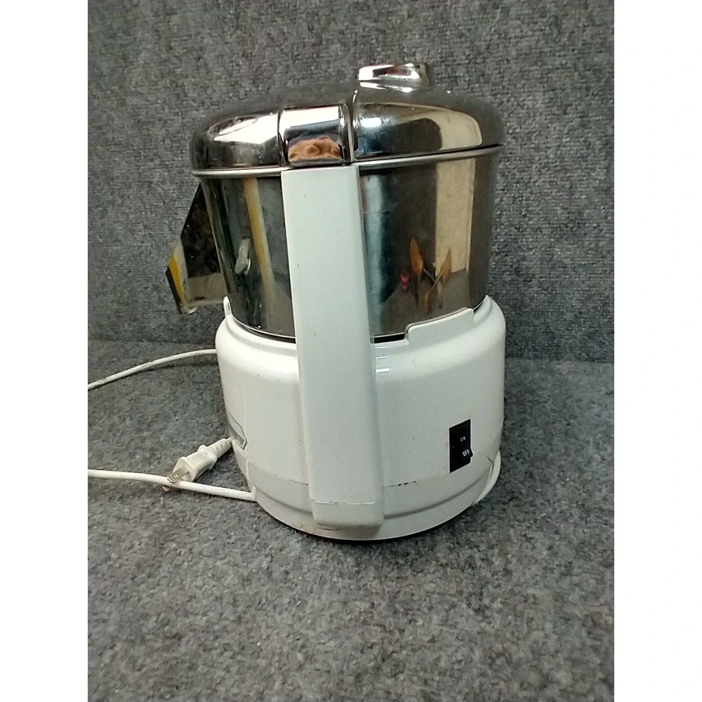 ACME Supreme Juicerator Household Juicer 11JE21 Chrome Waring Vintage WORKS